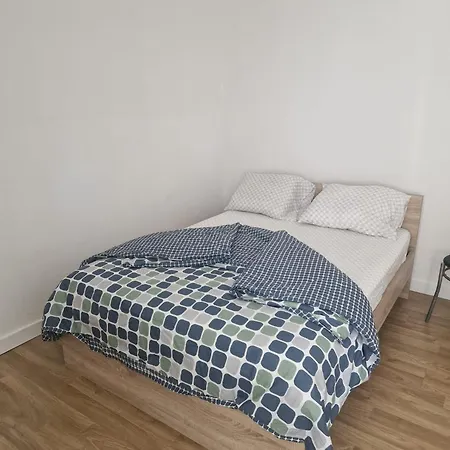 Daire Studio La Romagne *